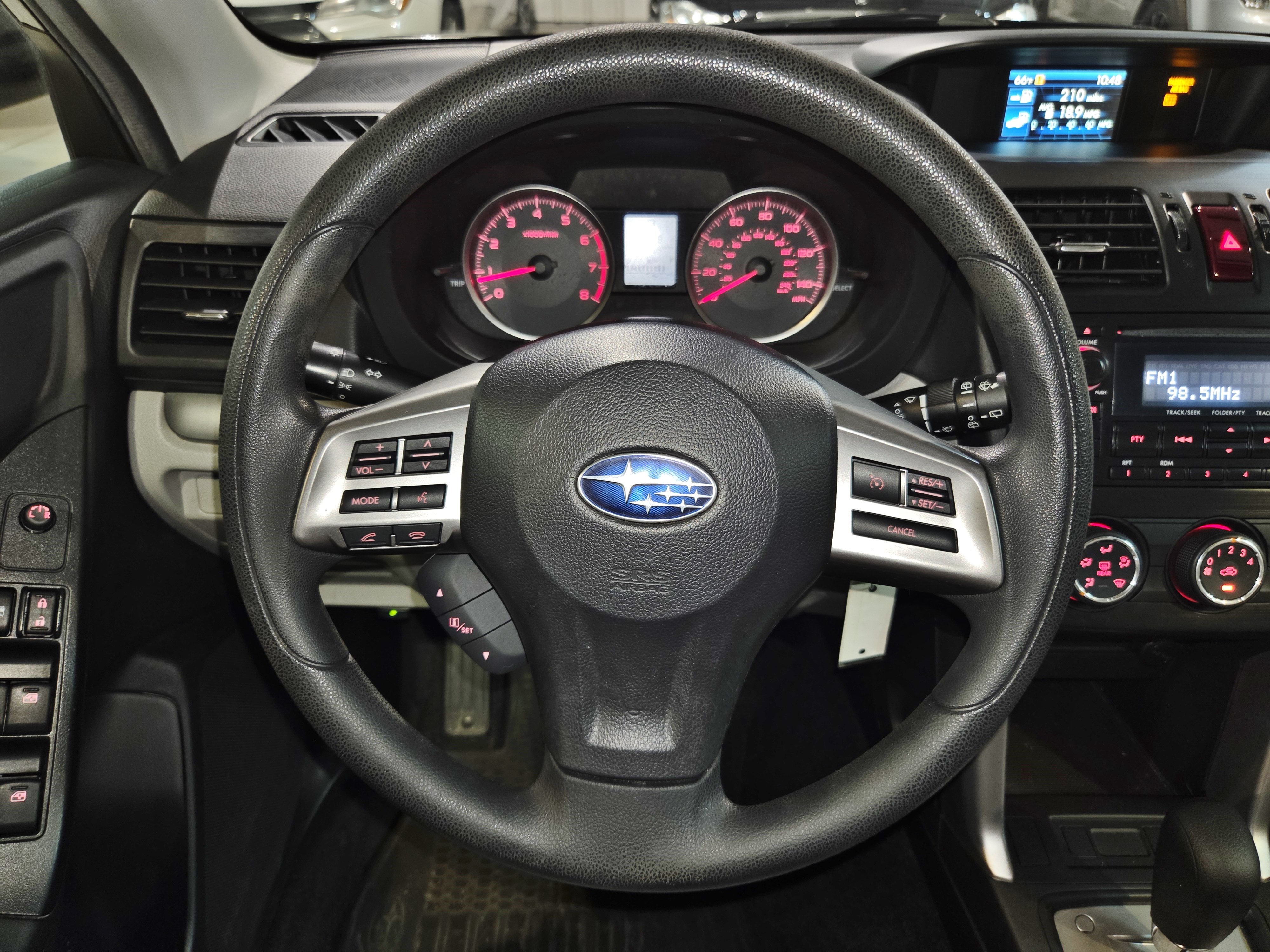 Used 2015 Subaru Forester 2.5i w/ Alloy Wheel Package AWD/4WD image 29