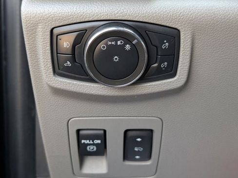 Used 2020 Ford F150 XLT w/ Equipment Group 302A Luxury RWD image 22