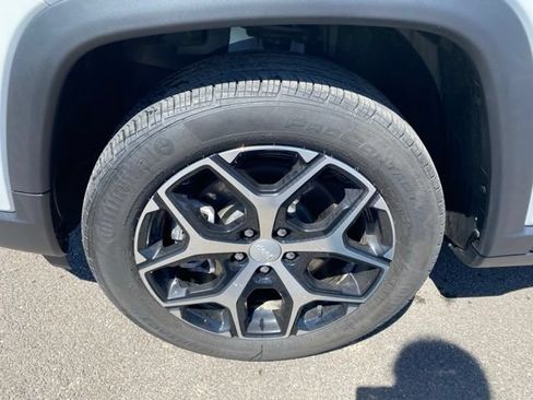 Used 2024 Jeep Compass Limited AWD/4WD image 23