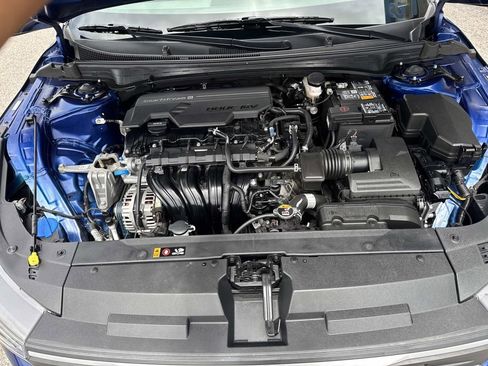 Used 2025 Kia K4 FWD image 3