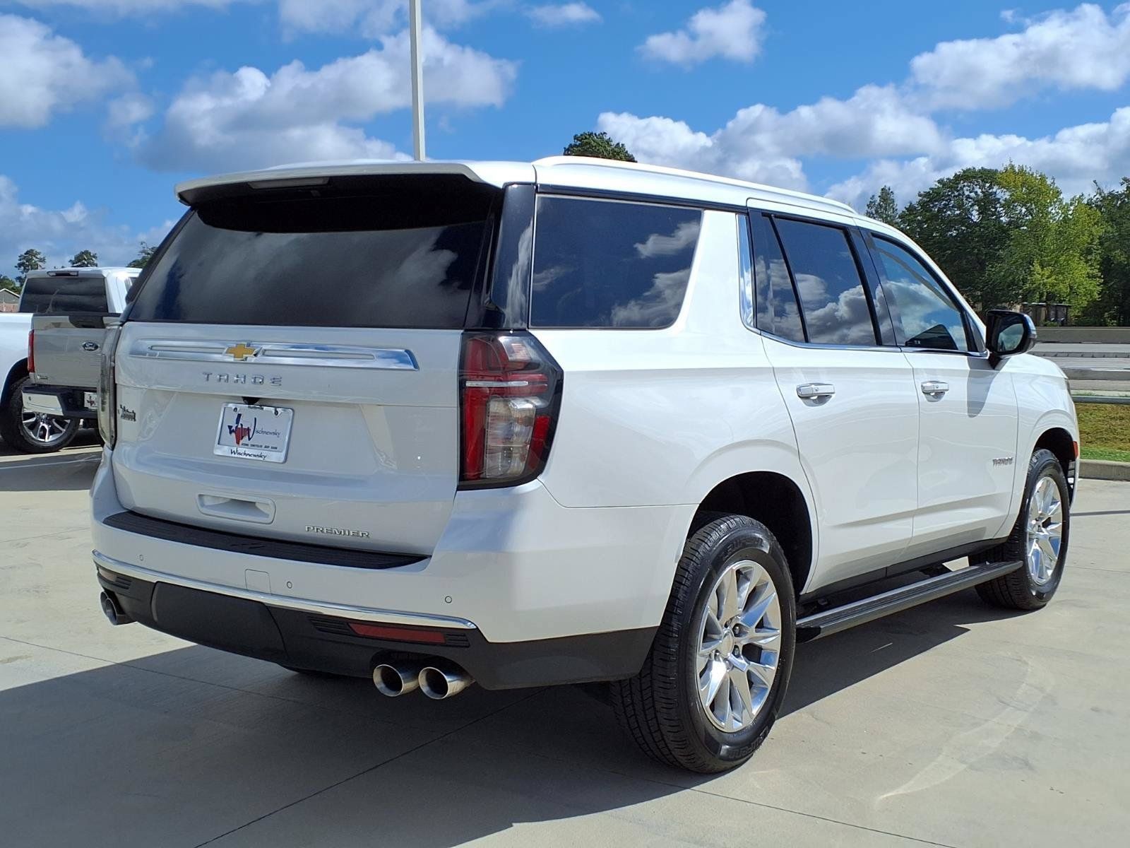 Used 2023 Chevrolet Tahoe Premier RWD image 6
