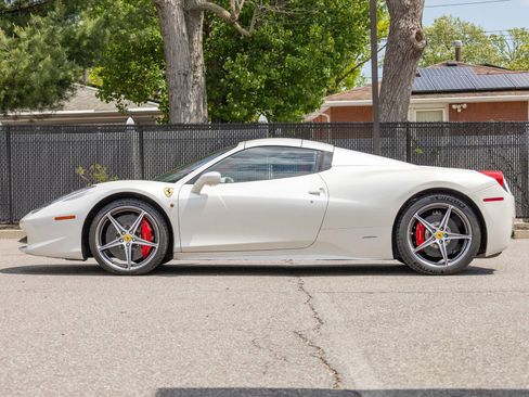 Used 2012 Ferrari 458 Spider RWD image 24