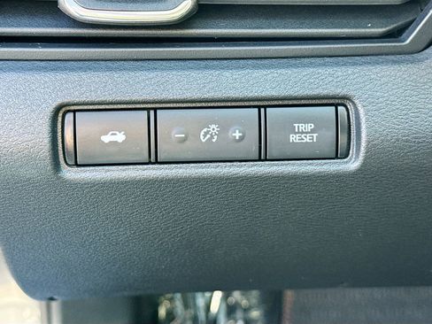 Used 2023 Nissan Altima 2.5 SR image 8