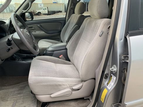 Used 2006 Toyota Tundra SR5 image 9