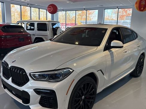 Used 2023 BMW X6 M50i w/ Executive Package image 9