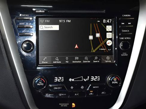 Used 2024 Nissan Murano Platinum AWD/4WD image 16