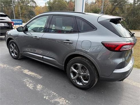 Used 2023 Ford Escape ST-Line w/ Tech Pack #1 AWD/4WD image 22