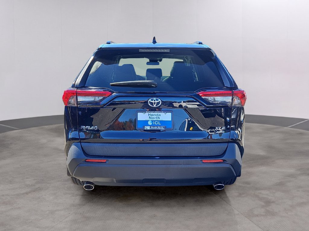 Used 2020 Toyota RAV4 XLE Premium AWD/4WD image 4