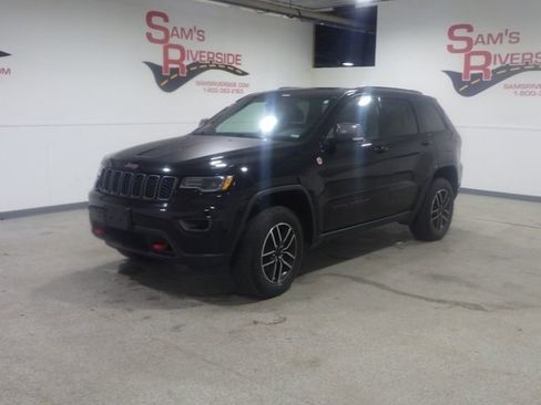 Used 2021 Jeep Grand Cherokee Trailhawk w/ Trailhawk Luxury Group image 1