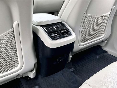 Used 2023 Volvo XC90 B5 Core w/ Climate Package image 31