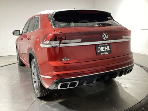 Used 2024 Volkswagen Atlas Cross Sport SEL R-Line image 5