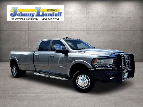Used 2023 RAM 3500 Limited image 1