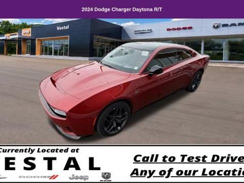 Used 2024 Dodge Charger Daytona R/T w/ Plus Group AWD/4WD image 17