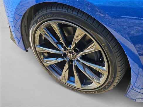Used 2023 Lexus IS 350 F Sport image 9