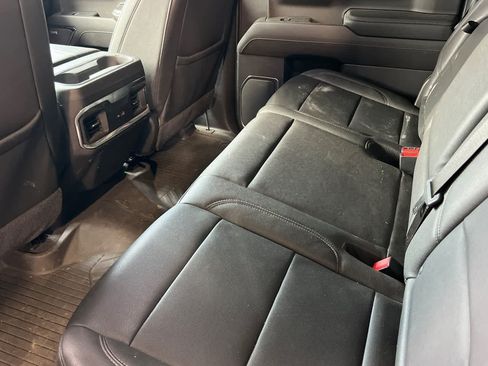 Used 2022 Chevrolet Silverado 1500 LTZ AWD/4WD image 5