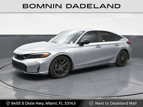 Used 2025 Honda Civic Sport image 1