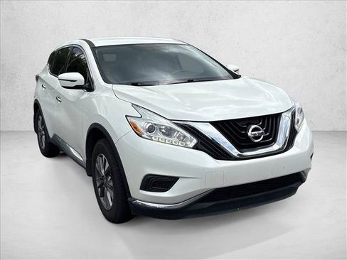 Used 2017 Nissan Murano S w/ Navigation Package FWD image 3