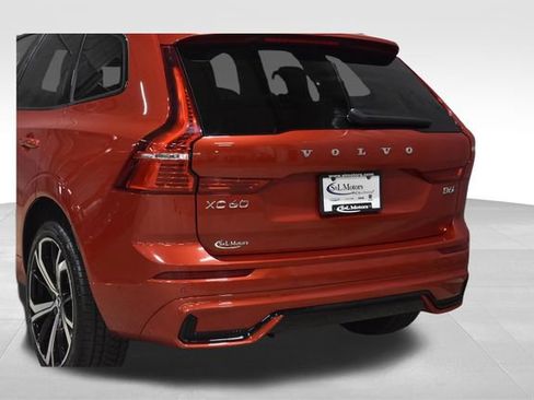 Used 2023 Volvo XC60 B6 Ultimate AWD/4WD image 40
