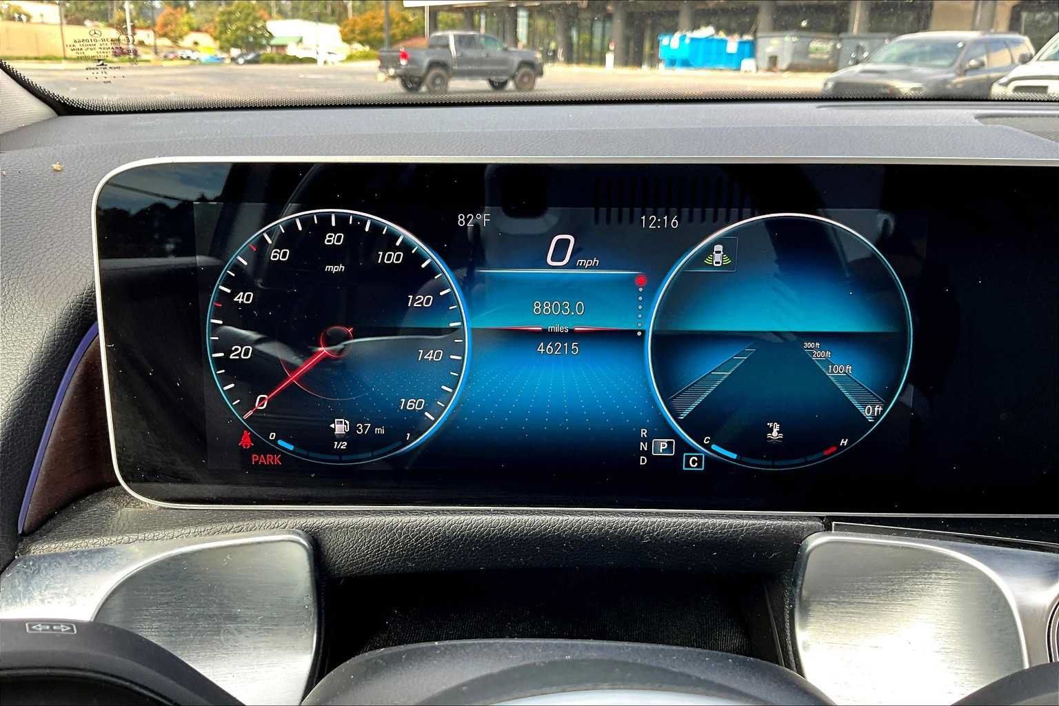 Used 2021 Mercedes-Benz GLB 250 4MATIC image 26
