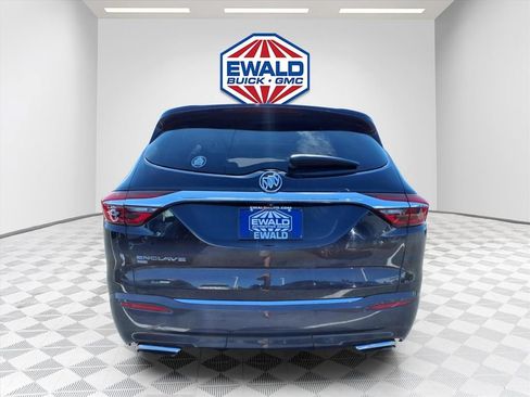 Used 2020 Buick Enclave Essence AWD/4WD image 7