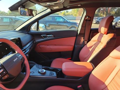 New 2026 Kia Sportage SX Prestige image 8