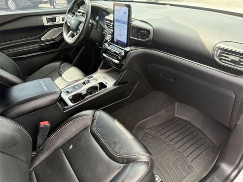 Certified 2022 Ford Explorer ST w/ Equipment Group 401A image 12