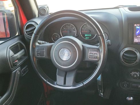 Used 2012 Jeep Wrangler Unlimited Sport image 16