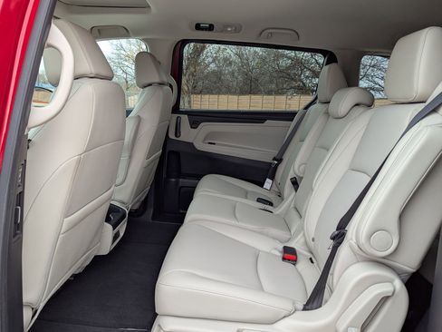 Certified 2025 Honda Odyssey EX-L image 15