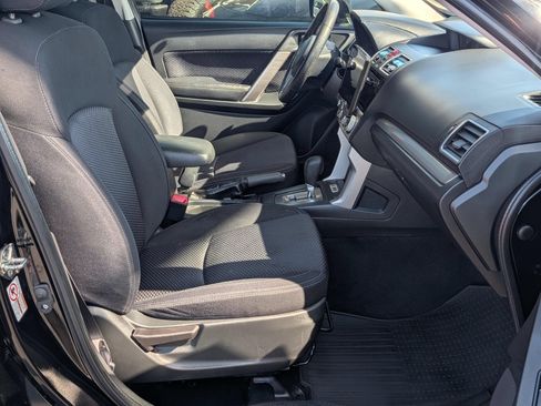 Used 2017 Subaru Forester 2.5i Premium w/ All-Weather Package AWD/4WD image 7