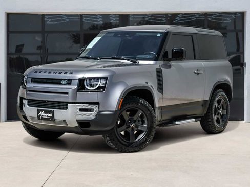 Used 2022 Land Rover Defender 90 image 1