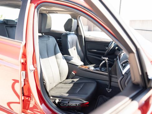 Used 2016 BMW 320i xDrive Sedan image 17