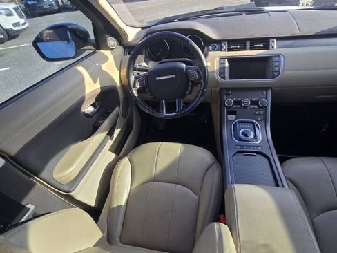 Used 2019 Land Rover Range Rover Evoque SE AWD/4WD image 26