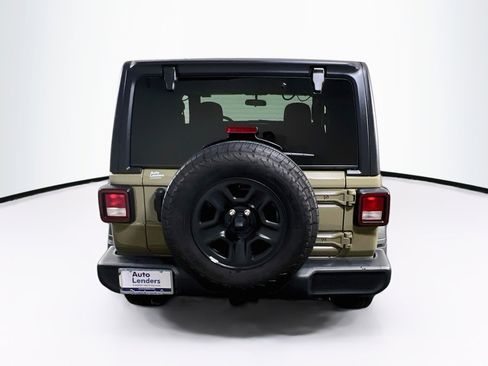 Used 2025 Jeep Wrangler Sport image 6
