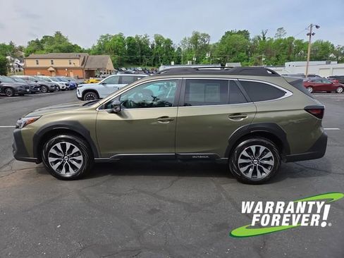 Used 2025 Subaru Outback Limited AWD/4WD image 4