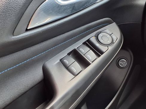 Used 2025 Buick Envista Sport Touring w/ Convenience I Package FWD image 20
