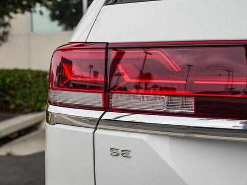 Used 2024 Volkswagen Atlas SE image 7