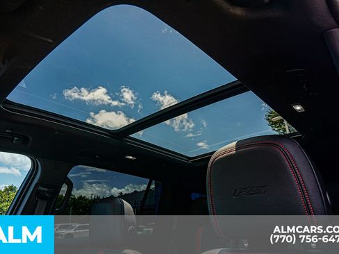 Used 2024 Chevrolet Traverse RS w/ LPO, Floor Liner Package AWD/4WD image 29