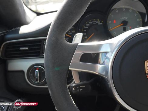 Used 2015 Porsche 911 GT3 RWD image 32