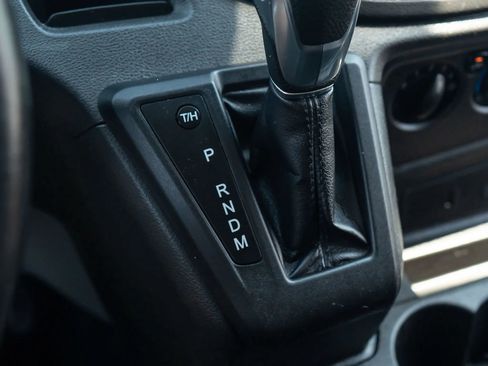 Used 2018 Ford Transit 350 XLT RWD image 32