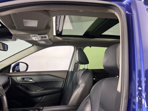 Used 2023 Nissan Rogue Platinum image 22