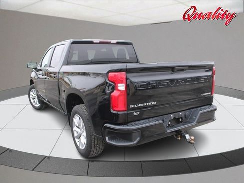 Used 2020 Chevrolet Silverado 1500 Custom w/ Infotainment Package image 5