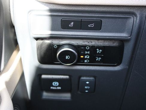 Used 2024 Ford Expedition Max Limited image 44