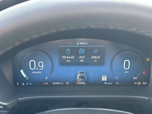 Used 2023 Ford Escape Platinum AWD/4WD image 16
