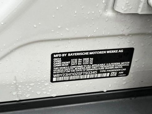 Used 2025 BMW i4 eDrive40 image 28