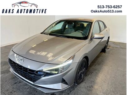 Used 2022 Hyundai Elantra SEL w/ Convenience Package