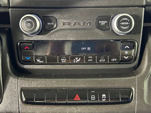 Used 2022 RAM ProMaster 2500 FWD image 19