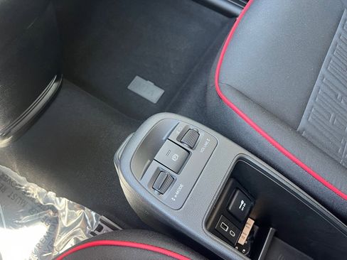 Used 2024 FIAT 500 e (RED) image 29