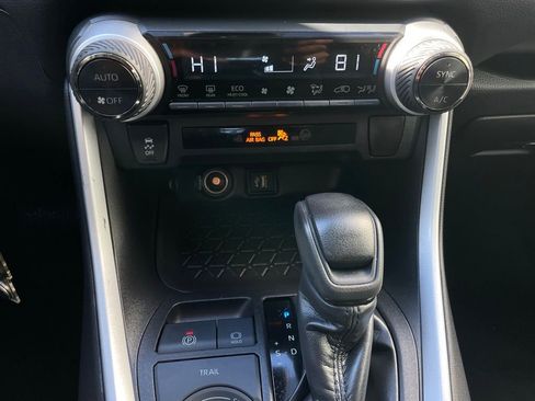 Used 2024 Toyota RAV4 LE image 19