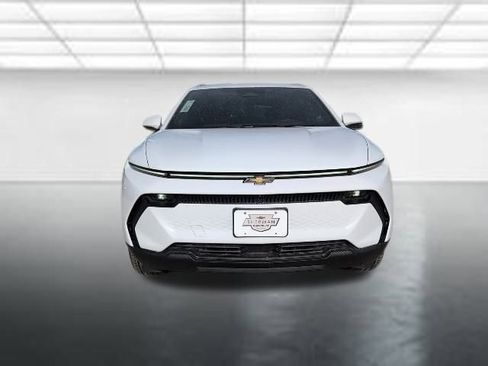 New 2026 Chevrolet Equinox EV LT image 28