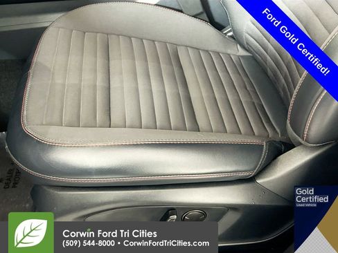 Used 2025 Ford Explorer ST-Line w/ ST-Line Street Pack image 24